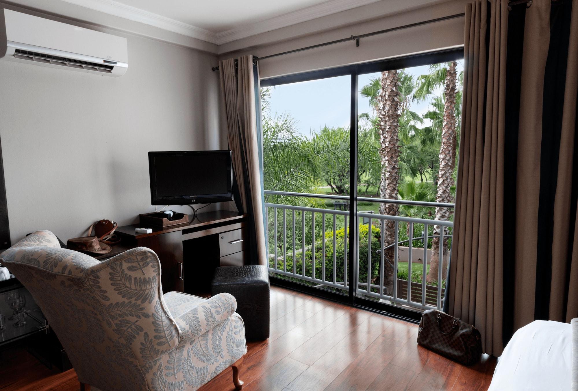 The Lakes Boutique Lodge Pretoria Bagian luar foto