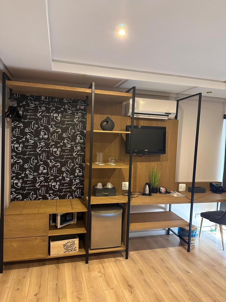The Lakes Boutique Lodge Pretoria Bagian luar foto